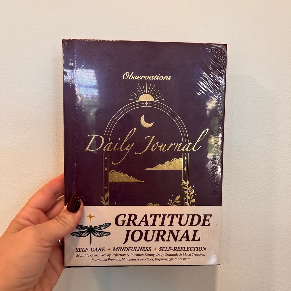 Daily Gratitude Journal Mindfulness Self Reflection NEW Hardcover Undated Purple